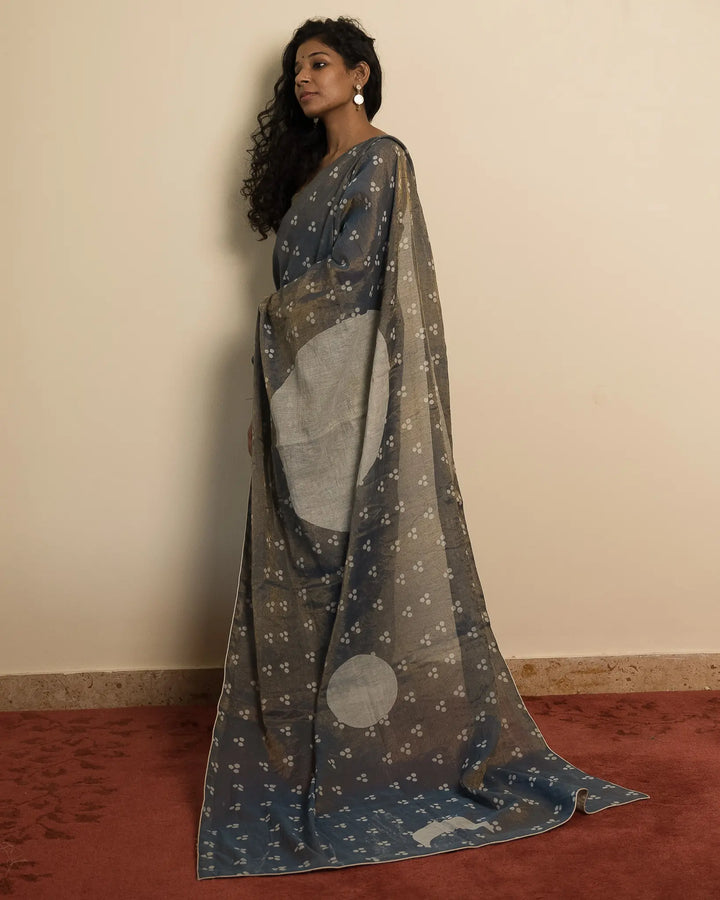 The Chandrima Indigo- Tissue Dupatta set